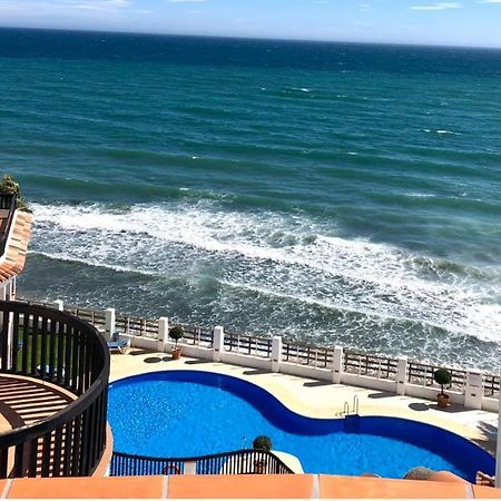 Beachfront Penthouse Apartment With Large Terrace And Breathtaking Sea Views Close To Marbella Spain Sitio de Calahonda Екстер'єр фото